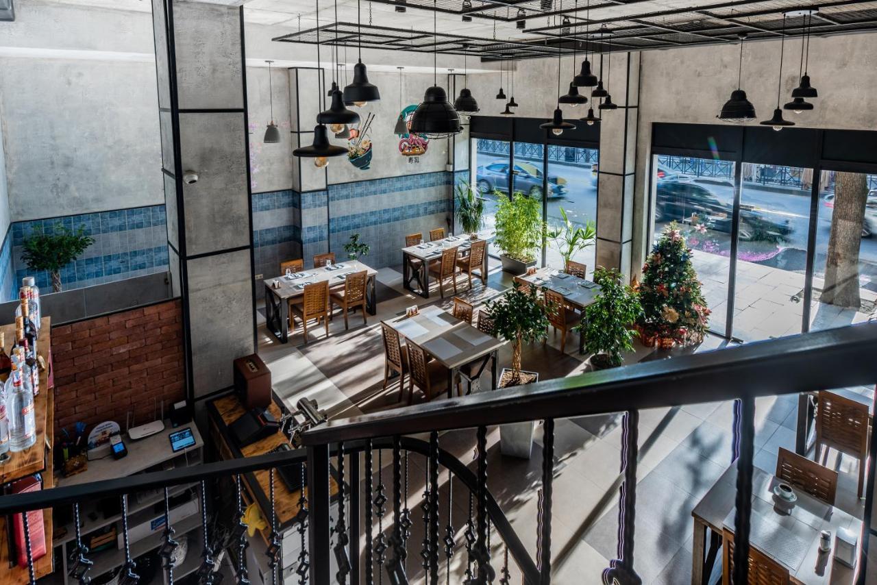 Hotel Light Palace Μπατούμι Εξωτερικό φωτογραφία